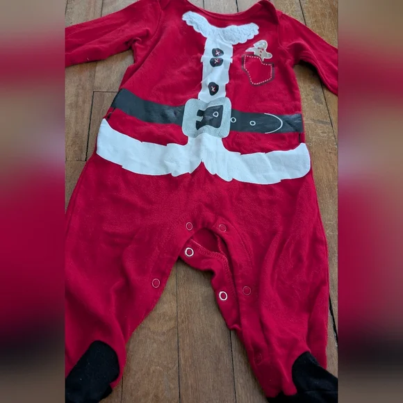 Santa suit sleeper - Picture 2 of 3